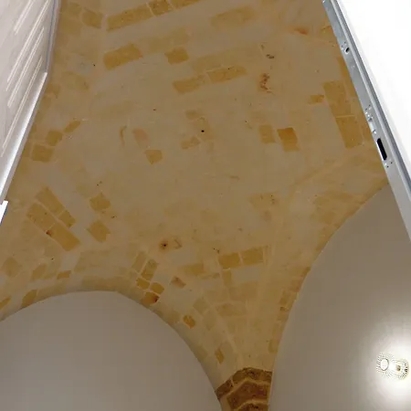 Perla فندق مبيت وإفطار 4*